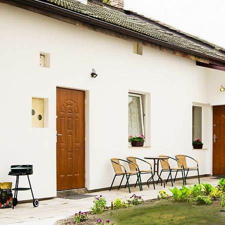 Berry Apartments II Красков Екстериор снимка